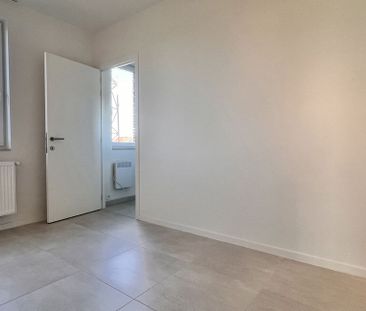 Appartement te huur in Deinze voor € 950 met 2 slaapkamers - Photo 2