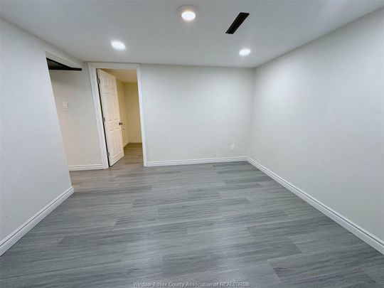 For Lease - 3240 ASKIN Avenue Unit# LOWER, Windsor, Ontario - Photo 1