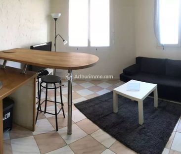 Location Appartement 2 pièces 24 m2 à Toulon - Photo 2