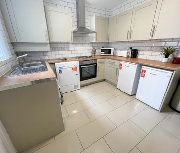 5 bedroom house to rent - Photo 1