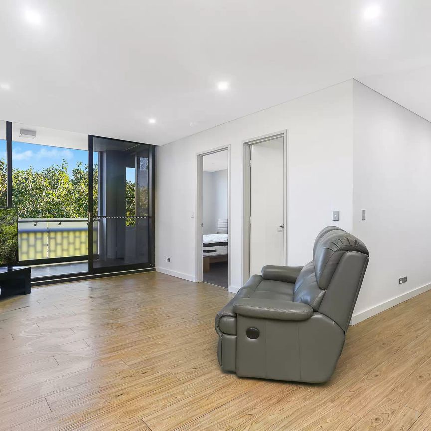 MGM MARTIN - TWO BEDROOM FULLY FURNISHED APARTMENT - Photo 1