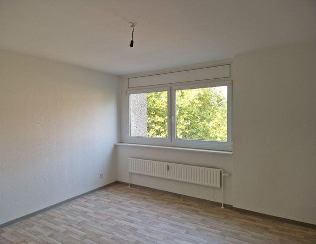 Lust auf Veränderung: günstig geschnittene 3,5-Zimmer-Wohnung (WBS) - Foto 1