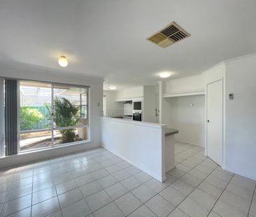 Quiet Winthrop cul-de-sac – perfect family home - Photo 5