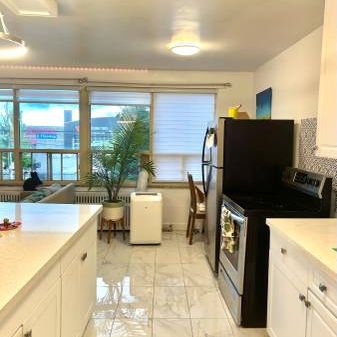 Beautiful, Bright 1 Bedroom Apartment Unit for Rent - Photo 3