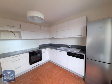 Location Maison 6 pièces 87m² LE VIGEN 87110 - Photo 5