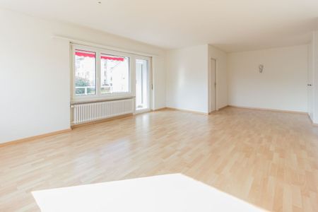 Gemütliche 2.5 Zimmer-Wohnung in Rorschach zu vermieten! - Photo 3