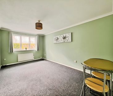 Vert House, Falcon Avenue, Grays, RM17 - Photo 4