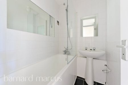 Highcliffe Drive - Photo 3