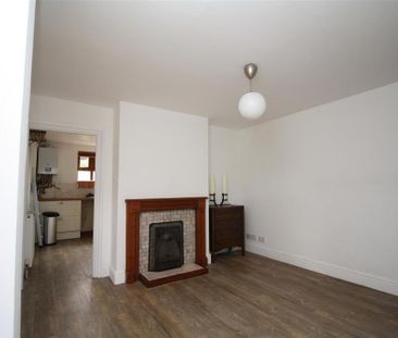 2 bedroom house to rent - Photo 1