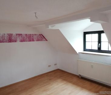 Großzügige 2-Zimmer Dachgeschosswohnung mit Abstellkammer - Foto 1