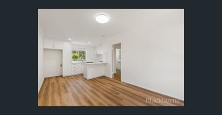 Living in Prime Daglish Location - Photo 4