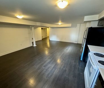 For Lease - 203 Sussexvale Drive Unit# Bsmt, Brampton, Ontario - Photo 6