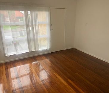 Blissful Comfort and Convenience in Newmarket - Photo 1