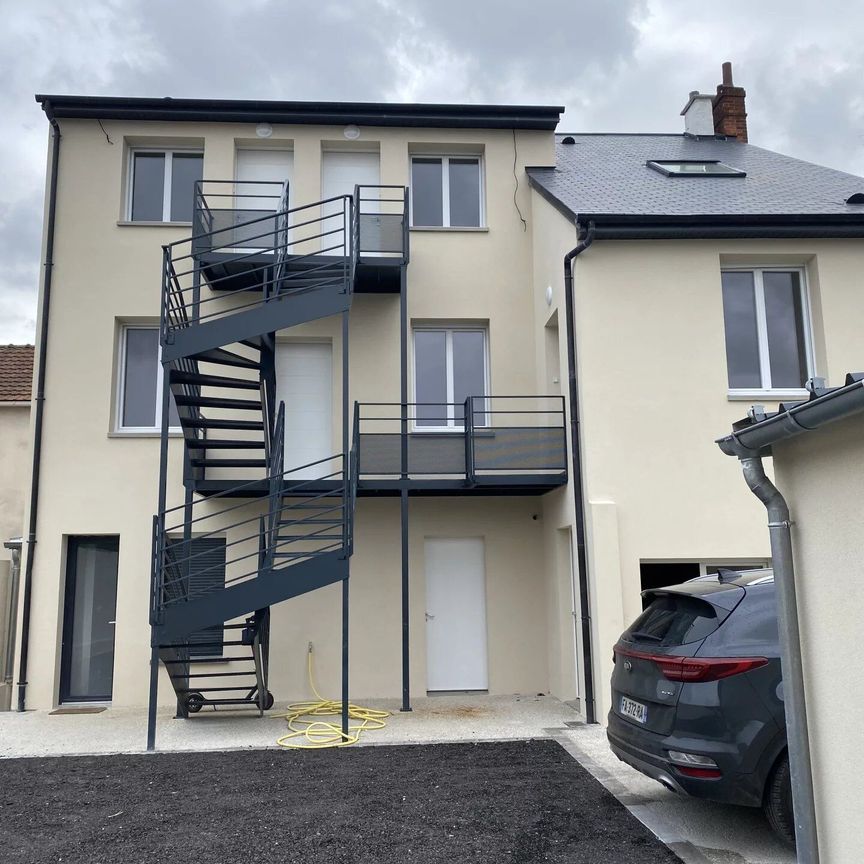 Location Appartement 3 pièces 59 m2 à Lucé - Photo 1