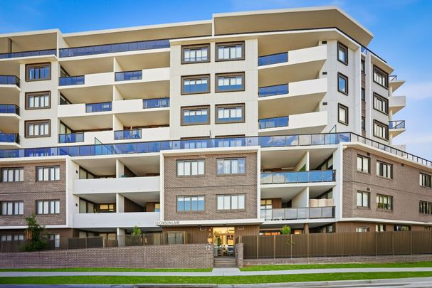 GORGEOUS TWO BEDROOM UNIT! - Photo 1