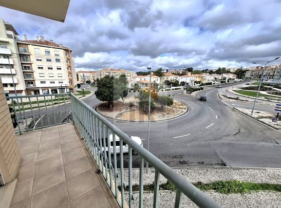 Caldas da Rainha, Leiria - Photo 1