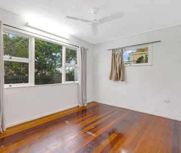 MODEST COTTAGE ON LARGE FLAT BLOCK - Photo 2