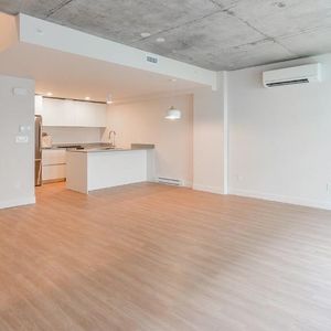 Magnifique condo de type maison de ville 4 1/2 - Photo 2