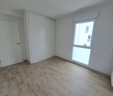 Location Appartement 3 pièces 62m² VILLENEUVE TOLOSANE 31270 - Photo 2