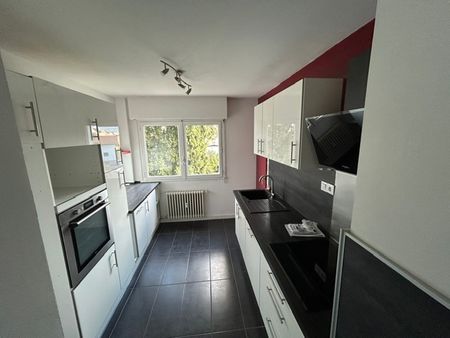 Location Appartement 4 pièces 77m² RUMILLY 74150 - Photo 2