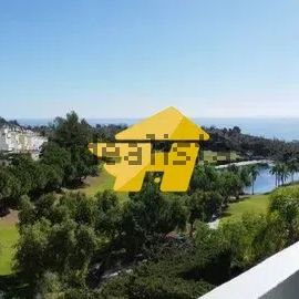 Alquiler de chalet adosado en Calle Dominica - Photo 1