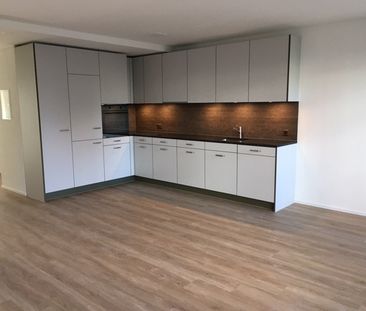 Sanierte, komfortable 1 Zimmerwohnung im Kleinbasel - Photo 1