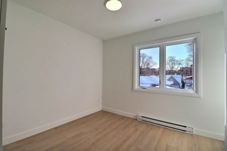 Appartement à louer - Québec (Sainte-Foy/Sillery/Cap-Rouge) (Cité-Universitaire) - Photo 3