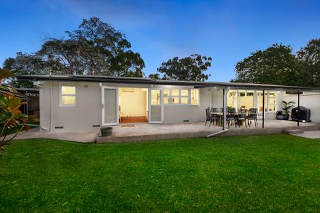 5 Annette Place, Belrose NSW 2085 - House For Rent | Domain - Photo 4