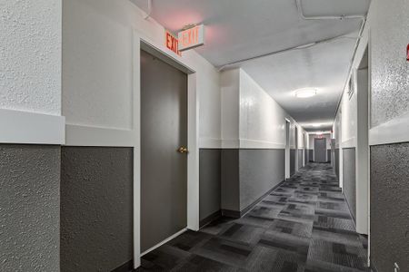 2 Bedroom - Photo 2
