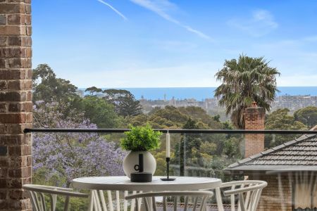 22B Medway Drive, Mount Keira. - Photo 4