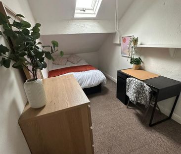 6 bedroom house to rent - Photo 4