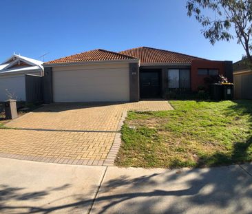 Modern Family Living Opposite Lush Greenery - Move In Today - Photo 6