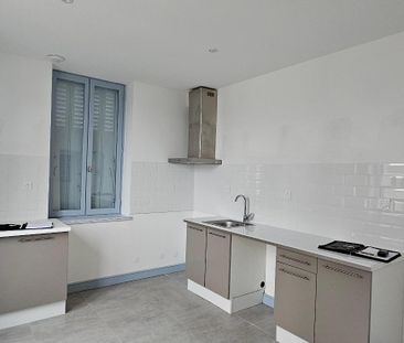 Location Maison 5 pièces 91m² PRIVAS 07000 - Photo 2