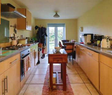 3 bedroom terraced house to rent - Photo 1