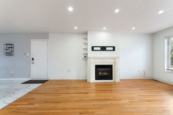 For Lease - 2 Stokes Drive Unit# Main, Ajax, Ontario - Photo 1