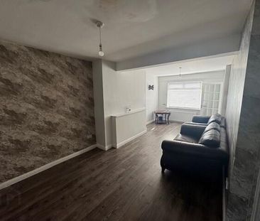 15 Albert Avenue , Lurgan, BT66 6JQ - Photo 2
