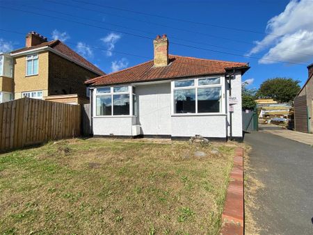 2 bedroom detached bungalow to rent - Photo 5