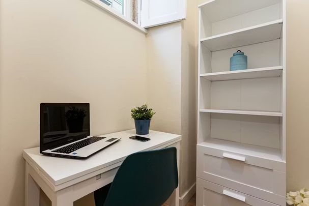 Rua Aliança Operária, Lisbon, Lisbon 1300-044 - Photo 1