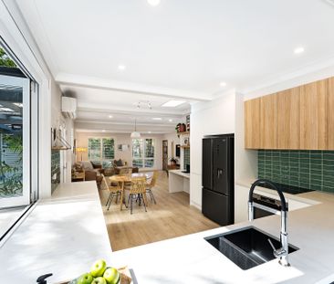 Beautiful Coastal Home - Photo 2