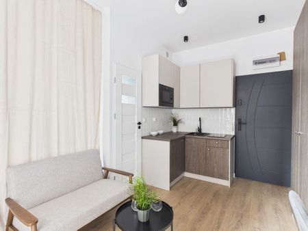Kawalerka z balkonem świeżo po remoncie przy IMAX 20 m² - Photo 5