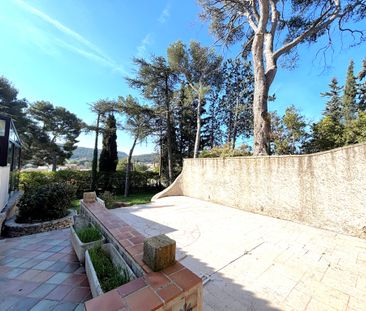 Location Maison 4 pièces 74m² ROQUEFORT 13830 - Photo 3