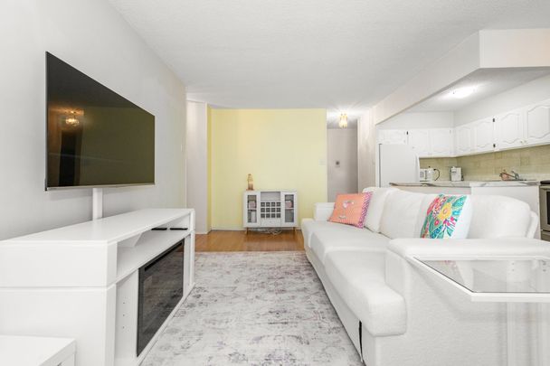 For Lease - 158A McArthur Avenue Unit# 107, Vanier and Kingsview Park, Ontario - Photo 1