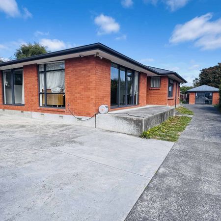 Spacious Family Home with Sleep-Out in Avonhead - Photo 4