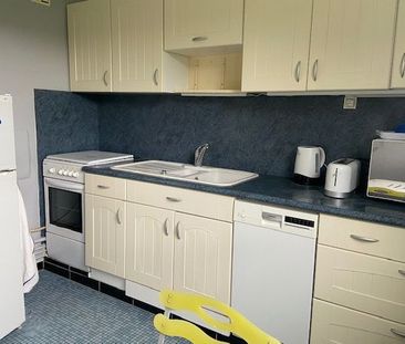 Location Appartement 2 pièces Meublé 58m² MONT ST AIGNAN 76130 - Photo 4