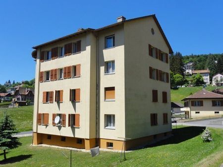 Residential neighborhood, quiet environment - Photo 3