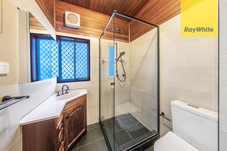 Two Bedroom Plus Study Family Home Situated On Parramatta CBD Fringe - Photo 5