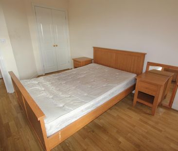 Thornbury Close, NW7 1HH, London - Photo 4