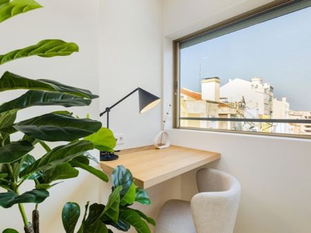 3 bedroom luxury Apartment for rent in Avenida de Roma (Sao Joao de Deus), Lisbon - Photo 5