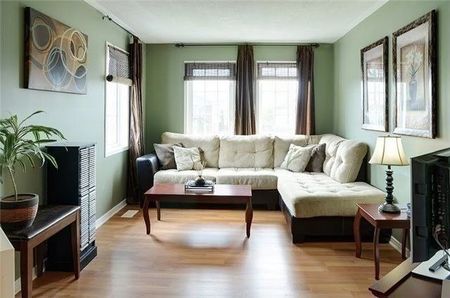 For Lease - 95 Bunchberry Way, Brampton, Ontario - Photo 2