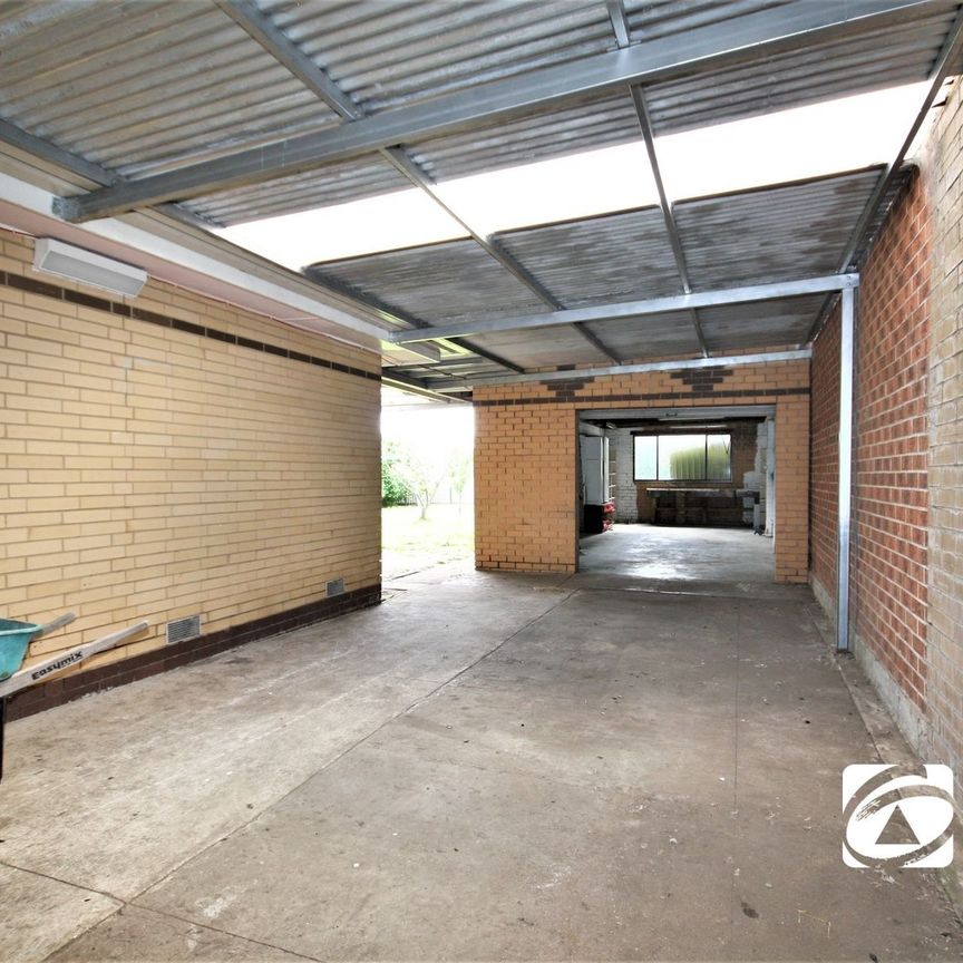 27 Winnington Street, 3023, Deer Park Vic - Photo 1